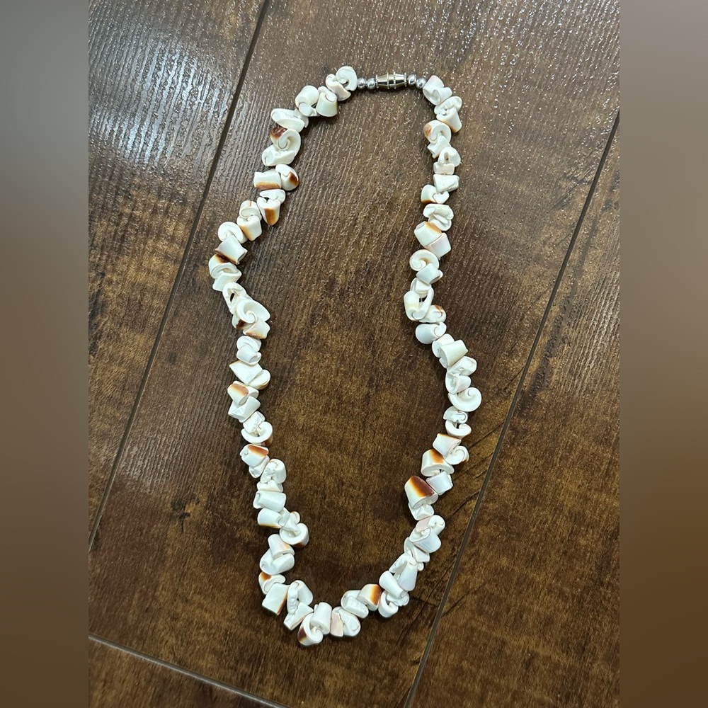 Shell Necklace